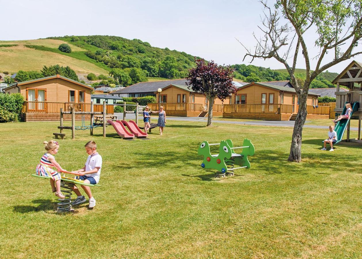 Hotel Penrhos Park Llanrhystyd Exteriér fotografie